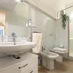 Apartment Guesthost - Historic Palace In The Heart Of