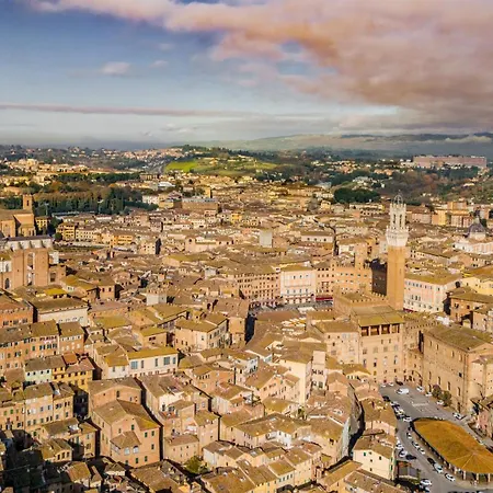 Lejlighed Guesthost - Historic Palace In The Heart Of Siena