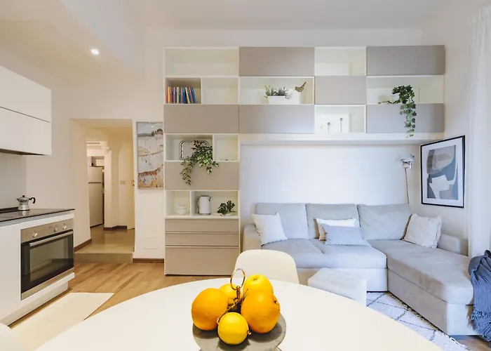 Guesthost - Historic Palace In The Heart Of *