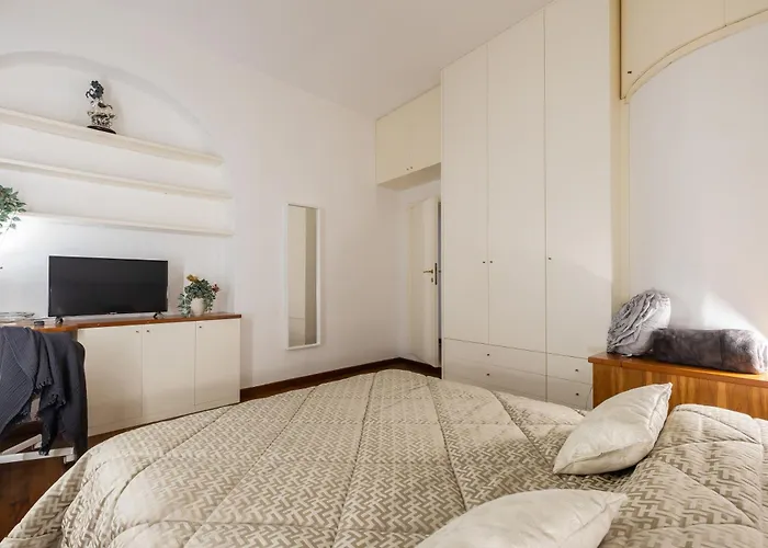 Guesthost - Historic Palace In The Heart Of * シエーナ